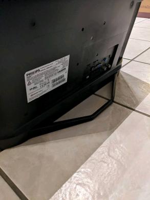 Parduodu Philips Televizorių 22 Coliu 56 cm Full HD DTV-3