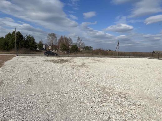 Aikštelė-asfaltas,apšviesta, aptverta Galgiai-2