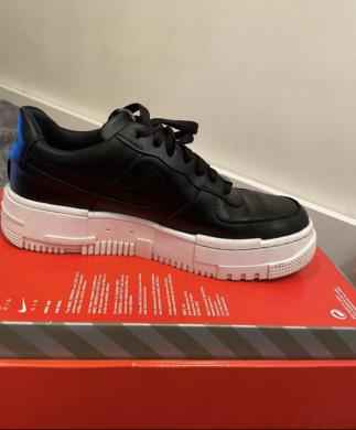 Nike air force pixel 1-2