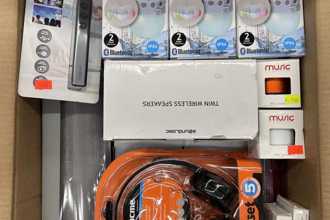 Bluetooth kolonėlių, ausinių, power bankų ir kt. likučių išpardavimas-0