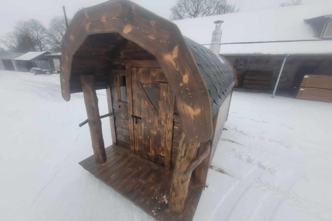 Sauna, Pirtys, Karkasinės pirtys-0