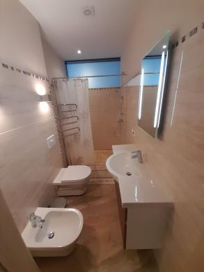 Nuomojamas 74 kv.m. 3 kambarių apartamentai Klaipėdos miesto centre Šaulių g,-1