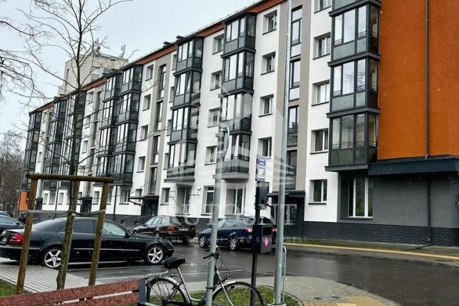 Parduodamas 2-jų kambarių butas Taikos pr.-0