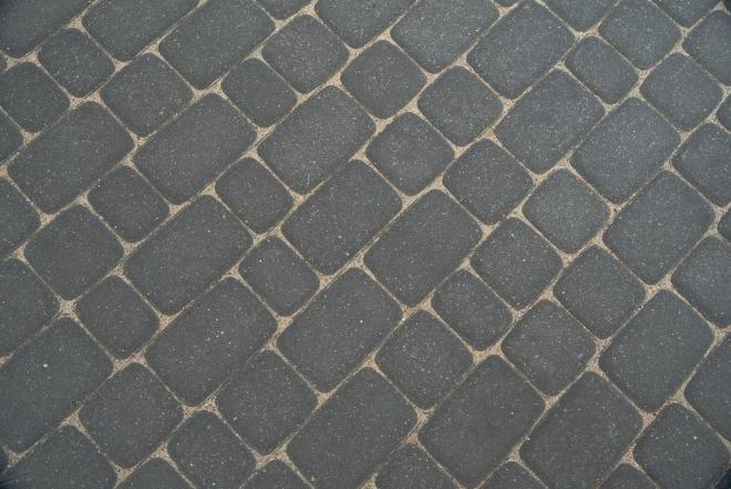 Betoninės trinkelės, vejos ir kelio bortai-0