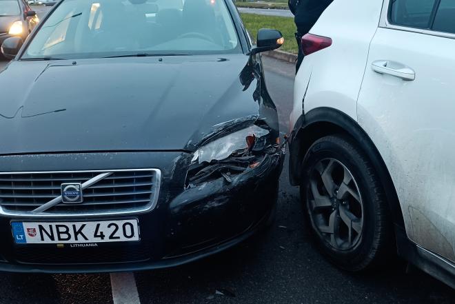 parduodu volvo s80 dauštas kaire pusie-0
