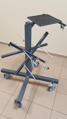 Metaliniai stovai ir vėžimėliai-4