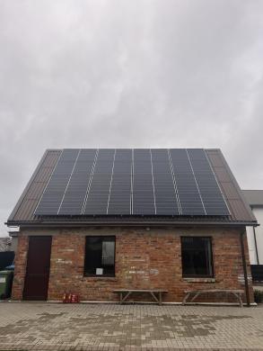 Saulės elektrinių ir elektromobilių stotelių įrengimas-2