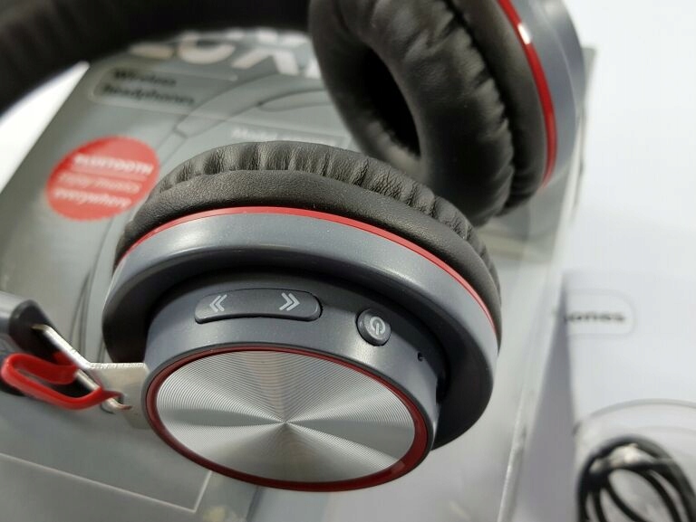Bluetooth belaides ausinės LUXIS 6007BT-0
