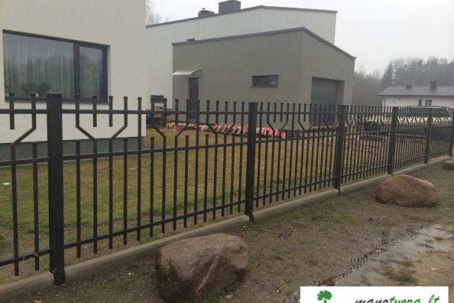 Skardinės žaliuzi ir vertikalios tvoros, vartai-0