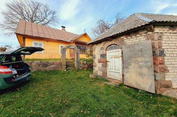 Parduodamas gyvenamasis namas ir žemės sklypas Šalčininkų raj., Pabarės sen., Mištūnų k.-0