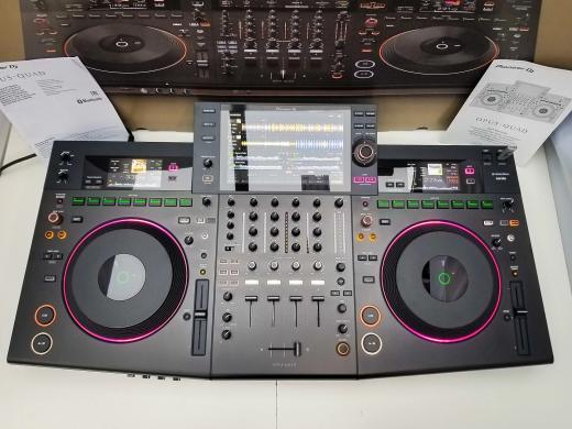 Pioneer DJ OPUS-QUAD, Pioneer DJ XDJ-RX3, Pioneer XDJ-XZ ,  Pioneer DJ DDJ-FLX10, Pioneer DDJ-1000, Pioneer DDJ-1000SRT, Pioneer DJ DDJ-REV7, Pioneer CDJ-3000, Pioneer DJ DJM-A9 , Pioneer CDJ-2000NXS2, Pioneer DJM-900NXS2, Pioneer DJ DJM-V10-LF-1
