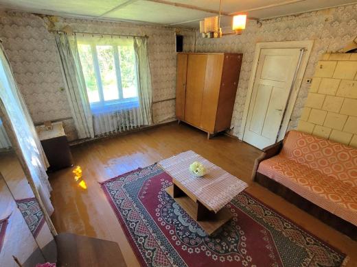 Šakių r. sav., Griškabūdžio sen., Patamošupių k. 3 Tvarkinga sodyba - vienkiemis, šalia patašinės tvenkinys ~ 500 m-2