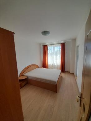 Parduodamas 2 kambarių butas Panevėžio g. 25b Klaipėda 49 kv.m-1