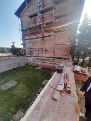 Parduodamas 3 arų sklypas su 100 kv.m. pamatais miesto centre Priestočio g.-1