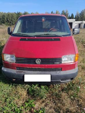 Volkswagen Transporter-0