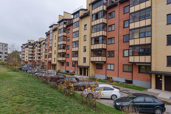 Nuomojamas 2 kamb. butas Pilaitėje, Gilužio g.-5
