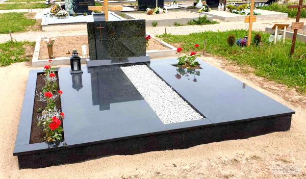 DENGIAME KAPUS GRANITO PLOKŠTĖMIS | Kapo tvarkymas Kaune-4