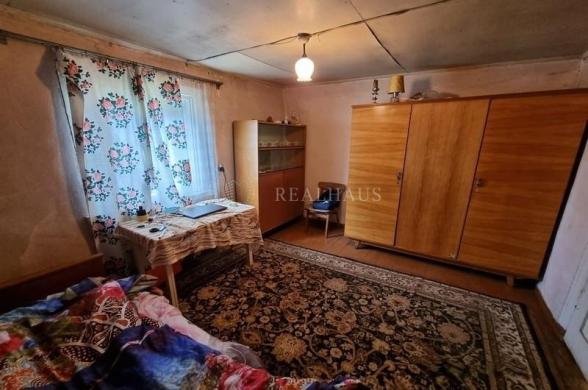 Parduodamas namas su žemės sklypu Šalčininkų rajone, Eišiškėse, Bažnyčios g.-3