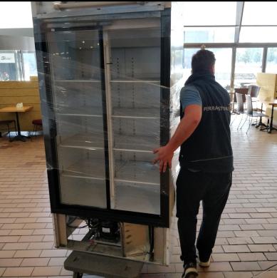 Senų baldų išvežimas , perkraustymo paslaugos , transporto paslaugos 862056777-3