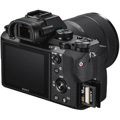 Sony a7 II veidrodinis fotoaparatas su 28-70 mm objektyvu-2