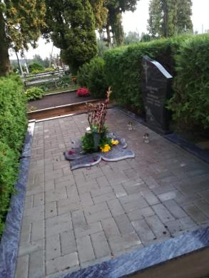 Paminklų išparduotuve-6