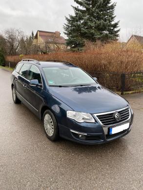 Volkswagen Passat (2008 m)-6