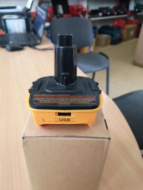Akumuliatoriaus adapteris skirtas Dewalt įrankiams-5