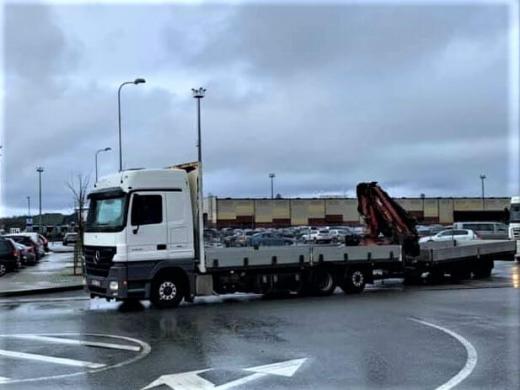 Transporto paslaugos- Krovinių pervežimas, fiskaro nuoma, sunkvežimių nuoma-4