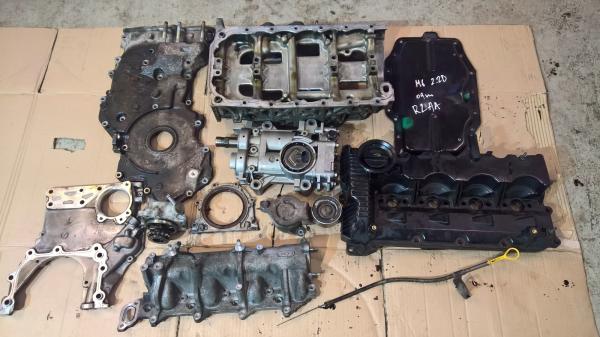 Mazda-3 BL valiklis dalimis. R2AA-4