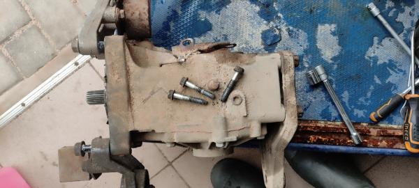 Reduktorius galinis toyota rav4 2008 2.2 dyzelis-4