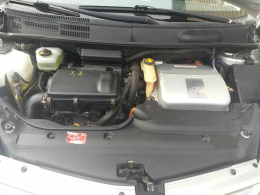 Toyota prius 2-4