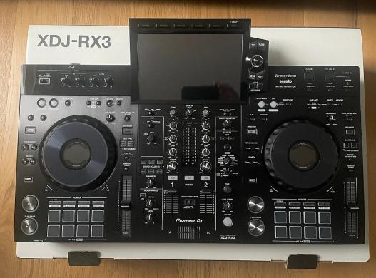 Pioneer DJ OPUS-QUAD, Pioneer DJ XDJ-RX3, Pioneer XDJ-XZ ,  Pioneer DJ DDJ-FLX10, Pioneer DDJ-1000, Pioneer DDJ-1000SRT, Pioneer DJ DDJ-REV7, Pioneer CDJ-3000, Pioneer DJ DJM-A9 , Pioneer CDJ-2000NXS2, Pioneer DJM-900NXS2, Pioneer DJ DJM-V10-LF-2