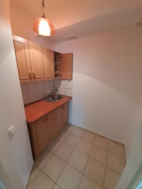 Išnuomojamos 95 kv.m. Administracinės patalpos Taikos pr 4A Klaipėdos miesto centre-1