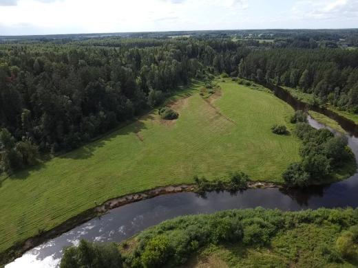 Žemės ūkio paskirties 6.57 ha su mišku Anykščių r.-1