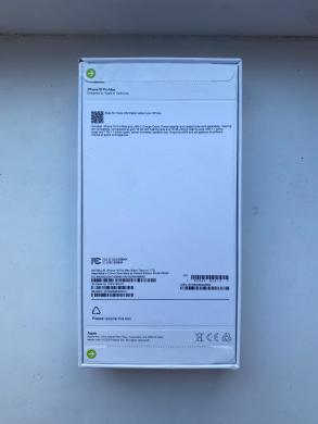 iPhone 16 pro max Black Titanium,1tb-3