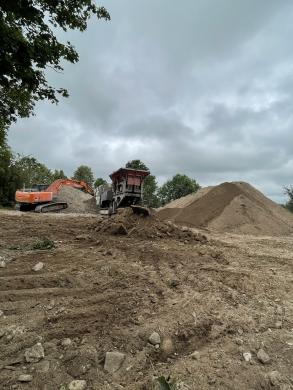 Akmenų/betono  malinas , pastatų griovimas-4