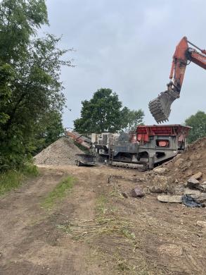 Akmenų/betono  malinas , pastatų griovimas-5