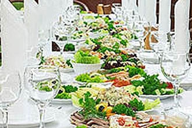 Maistas Vestuvėms, Šventinis stalas-0