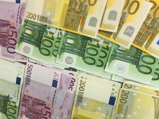 Skubios Paskolos palankiausiomis sąlygomis už nekilnojamą turtą, automobilį-0