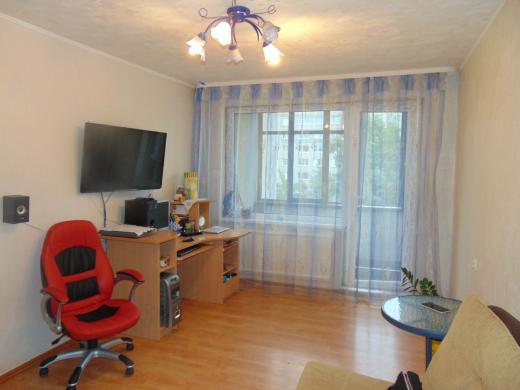 Išnuomojamas tvarkingas ir jaukus 1 kambario butas (3a/5) Dainų raj., Dainų g. Šiauliuose.-4