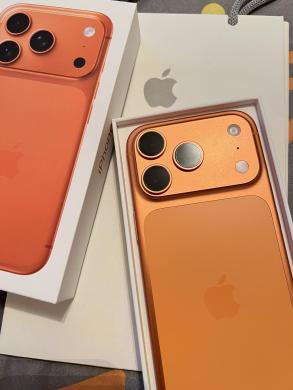 Apple iPhone 17 Pro Max, iPhone 17 Pro, iPhone 17 , iPhone Air , iPhone 16 Pro Max, iPhone 16 Pro, Samsung Galaxy S25 Ultra ,  Samsung Z Fold7-4