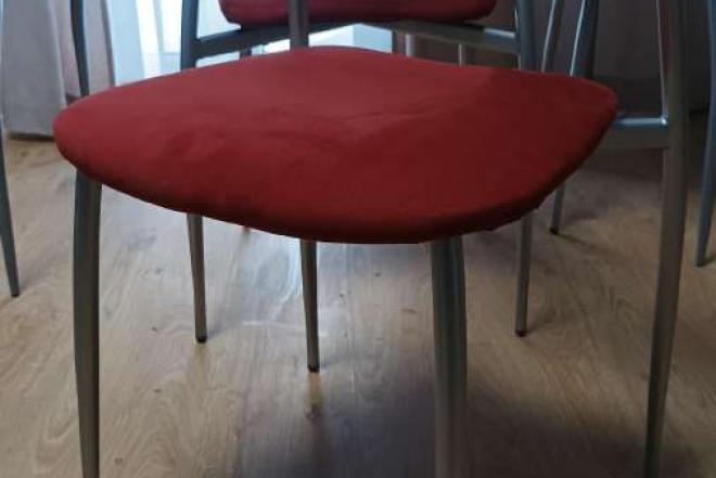 Stalas ir kėdės Italija-0