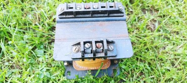 Transformatorius mažas-3