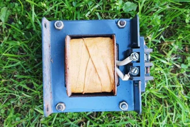 Transformatorius mažas-0