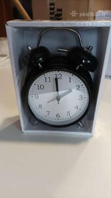 Laikrodis-žadintuvas-0