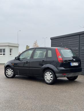 Parduodu Ford Fiesta-0
