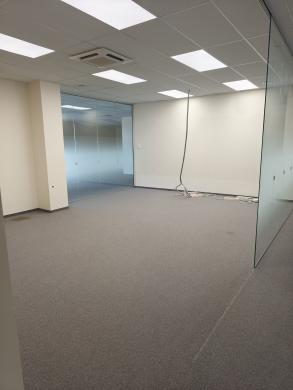 Išnuomojamos įvairios pilnai paruoštos patalpos centre Naujoji Uosto g. Klaipėda-7