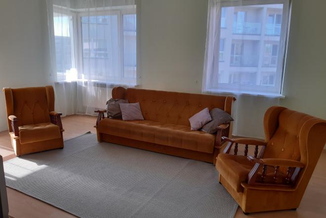 IŠNUOMOJAMAS 4 KAMBARIŲ IŠNUO9MOJAMAS BUTAS NAUJAME NAME (4-5 žmonėms) VILNIUJE ŽIRMŪNUOSE TUSKULĖNŲ G.-0