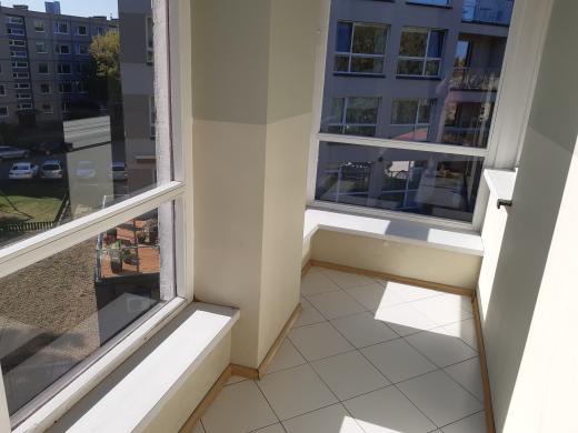 IŠNUOMOJAMAS 4 KAMBARIŲ IŠNUO9MOJAMAS BUTAS NAUJAME NAME (4-5 žmonėms) VILNIUJE ŽIRMŪNUOSE TUSKULĖNŲ G.-2