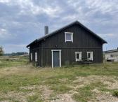 Parduodamas žemės sklypas su statiniais, adresu Kelmės raj. sav., Tytuvėnų sen., Paulišių k. 1-0